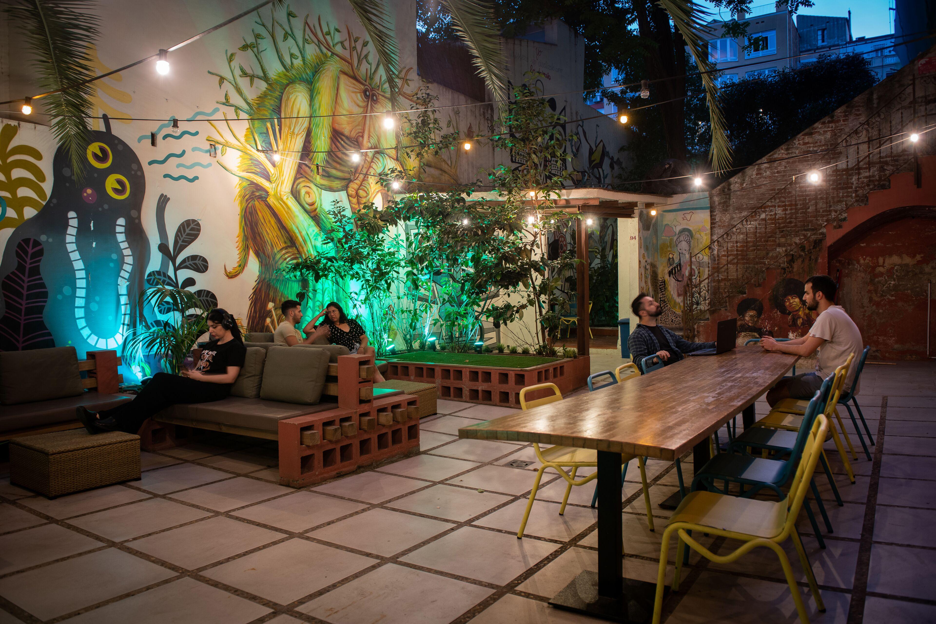 The Loft Hostel Barcelona La Pedrera — Fotos 3